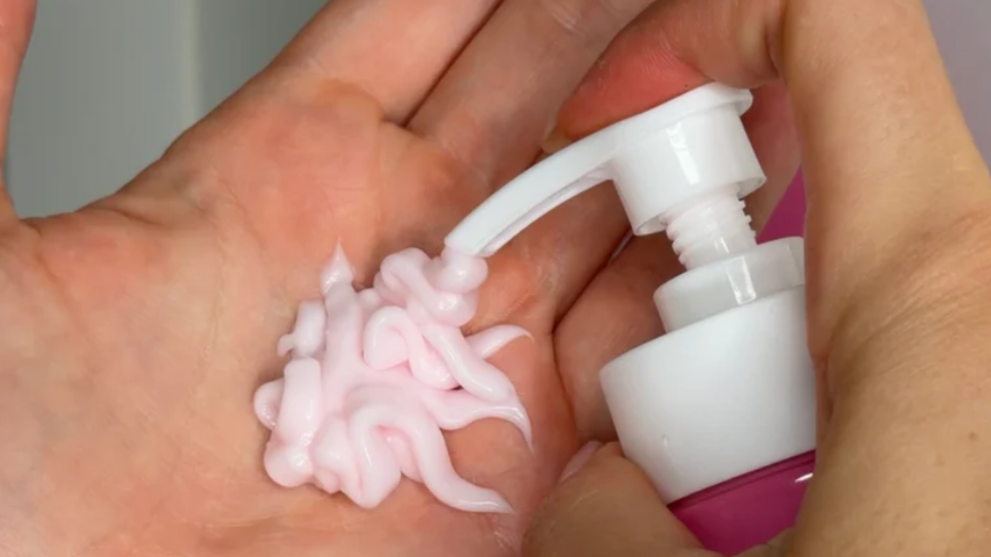 Best Anti-Dandruff Shampoos For Dry Scalp