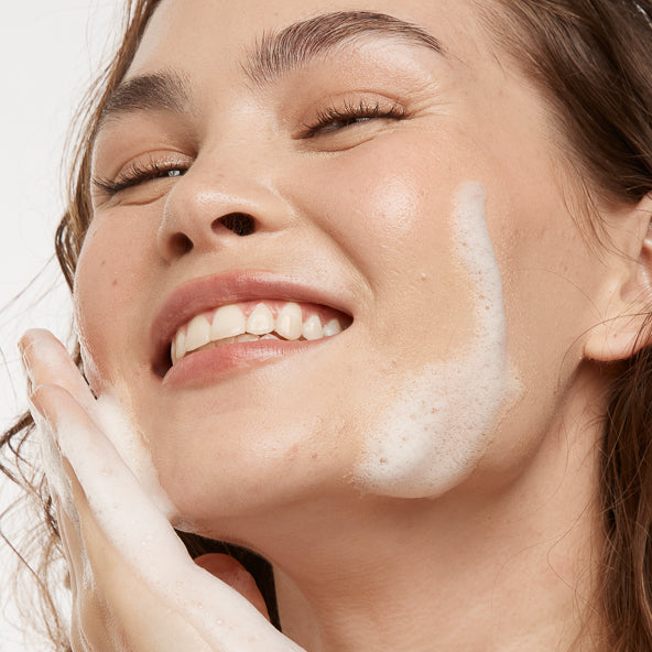 Gentle Foaming Face Cleanser | All Skin Types – MooGoo AU